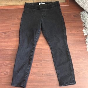 Black skinny mid rise jeans
